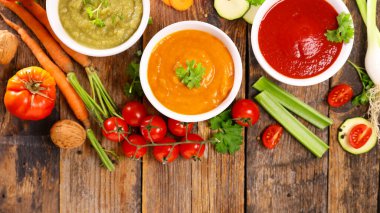 Malzemeli sebze çorbası.