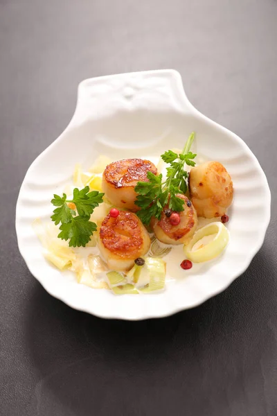 Seared Scallop Sauce Herbs — Stock Photo, Image