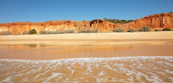 Algarve Portugal Amazing View Red Cliff Atlantic Ocean — Stock Photo, Image