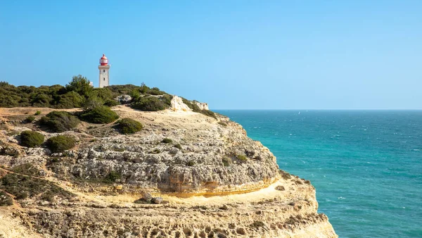 Algarve Region Portugal Felsen Leuchtturm Und Atlantik — Stockfoto