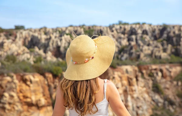 Viagem Mulher Espanha Cerro Del Hierro Andaluzia — Fotografia de Stock