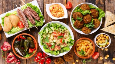 Lübnan yemekleri çeşitli- üst görünüm