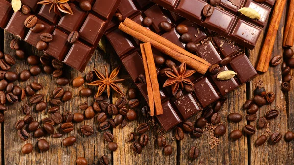 Barra Chocolate Com Feijão Café Especiarias — Fotografia de Stock