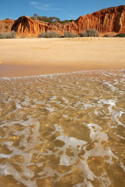 Algarve Erstaunlicher Strand Und Rote Klippen — Stockfoto