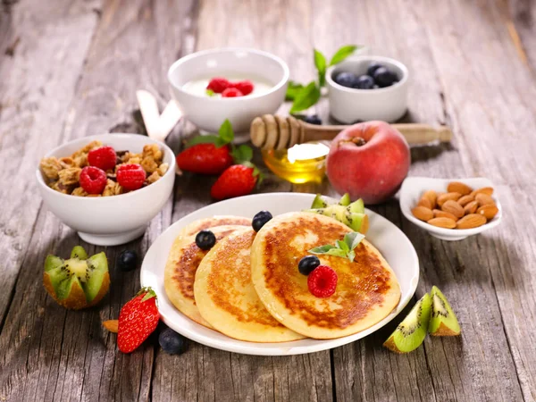 Petit Déjeuner Sain Avec Fruits Baies — Photo