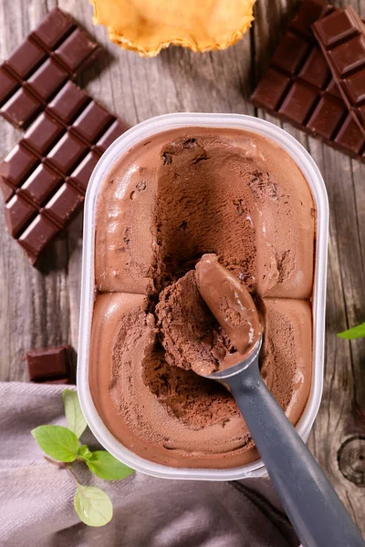 Chocolate Ice Cream Box High — Stockfoto
