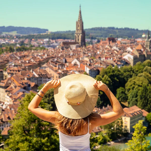 Mulher Viajando Suíça Berna — Fotografia de Stock