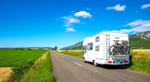 Family Road Trip Travel Camper Van Traveling Motorhome Road — Stok fotoğraf