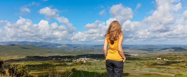 Basses Cevennes Woman Tourist Enjoying Panorama Landscape View Pompignan North — Stock Photo, Image