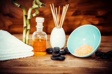 Zen bazalt taş ve ahşap üzerine yağlıboya spa