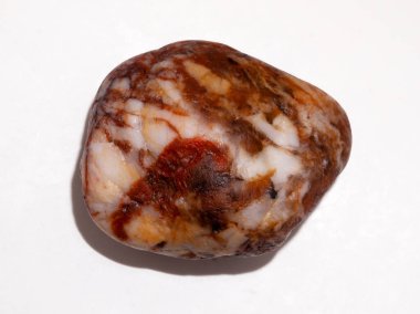 Yarı değerli taşın renk spektrumu, izole edilmiş arkaplan