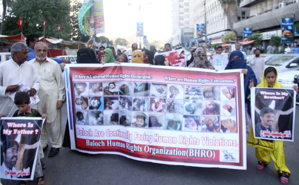 Universele mensenrechten dag tijdens een demonstratie in karachi press club — Stockfoto