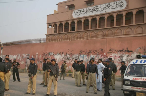 Musulmanes chiítas protestan contra el asesinato y genocidio de musulmanes chiítas en Pakistán —  Fotos de Stock