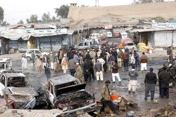 Вибух бомби на ринок, розташований в районі Jamrud в провінції Хайбер-агентство — стокове фото