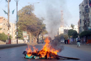 bir suikast saldırı aurangzeb farooqi karşı grev