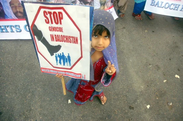 Baloch karşı askeri operasyon Soykırımı baloch insan hakları örgütü üyesi protesto ediyoruz — Stok fotoğraf
