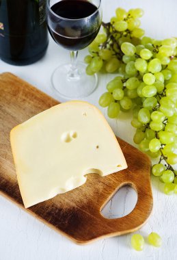 peynir, şarap ve üzüm