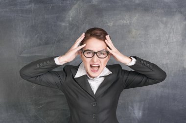 öğretmen çığlık