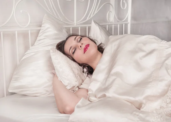Beautiful plus size woman sleeping — Stock Photo, Image