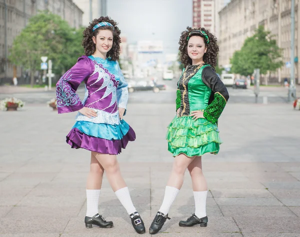 Two women in irish dance dresses posing — Stock Photo, Image