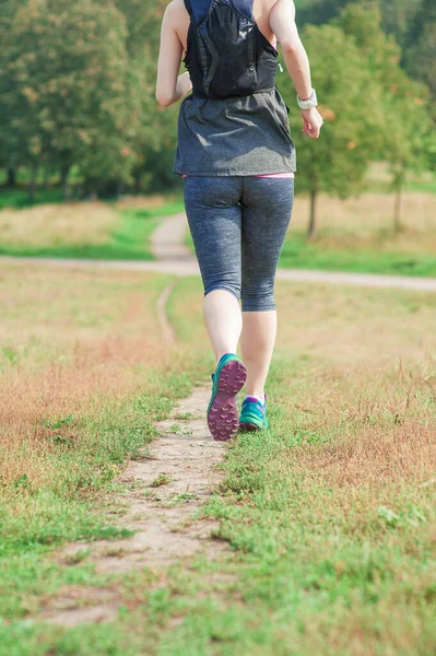 Active Beautiful Woman Running City Park Outdoor Healthy Lifestyle Back — Foto Stock