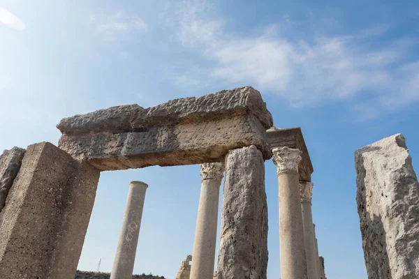 古老的柱子安塔利亚附近的古城佩奇 — 图库照片