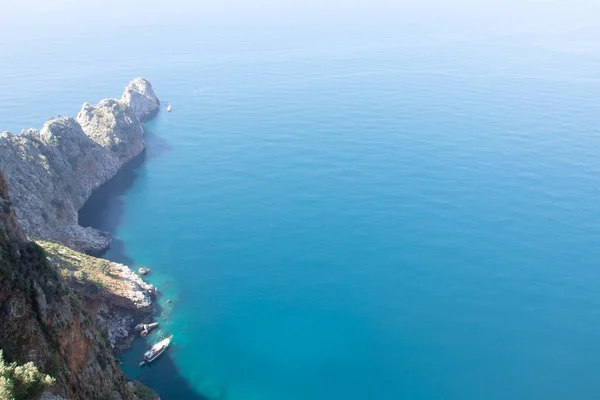 Aerial View Cliff Lagoon Yacht — 스톡 사진