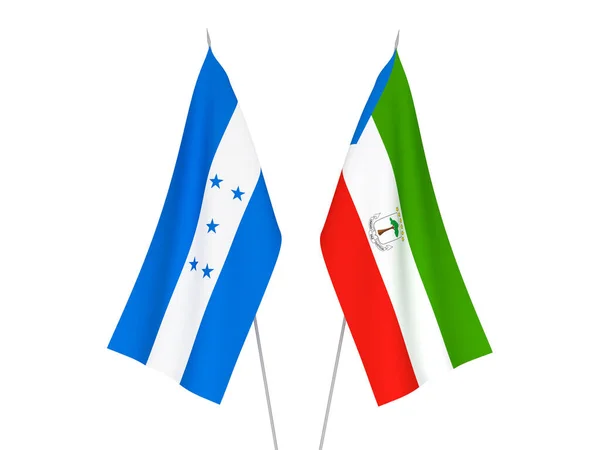 Nationalflaggen Aus Stoff Von Honduras Und Der Republik Äquatorialguinea Isoliert — Stockfoto