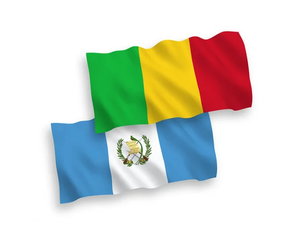危地马拉共和国和马里共和国的国家病媒织物波条旗在白色背景下隔离 1比2的比例 — 图库矢量图片