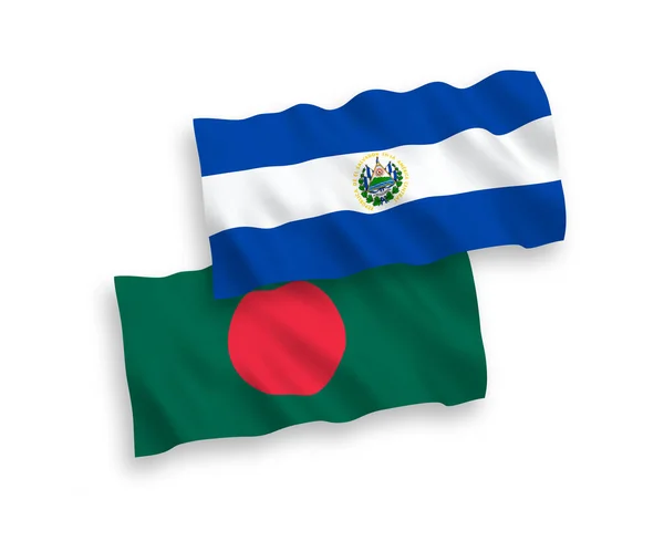 Drapeaux de la République du Salvador et du Bangladesh sur fond blanc — Image vectorielle