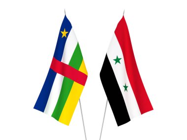Beyaz arka planda Orta Afrika Cumhuriyeti ve Suriye 'nin ulusal kumaş bayrakları izole edildi. 3d resimleme.