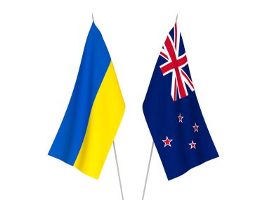 Beyaz arka planda Ukrayna ve Yeni Zelanda 'nın ulusal kumaş bayrakları izole edildi. 3d resimleme.