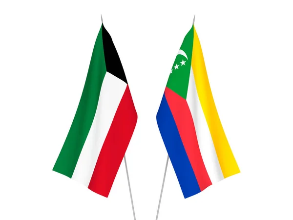 Національні Прапори Тканини Кувейту Коморських Островів Ізольовані Білому Тлі Візуалізація — стокове фото