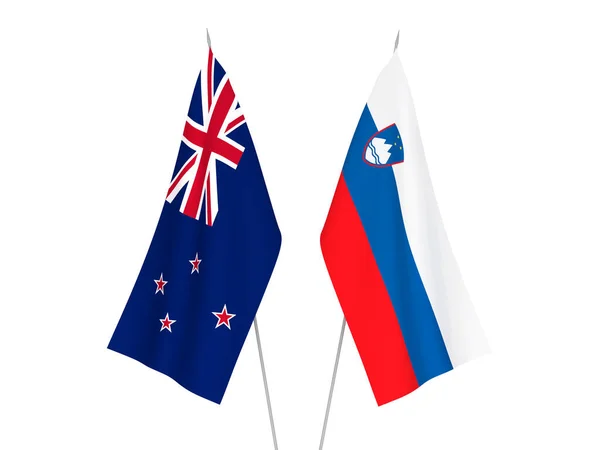斯洛文尼亚和新西兰的国家织物旗帜以白色背景隔离 3D渲染说明 — 图库照片