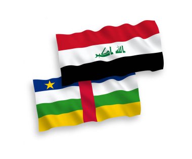 Orta Afrika Cumhuriyeti ve Irak 'ın ulusal taşıyıcı kumaş bayrakları beyaz arka planda izole edildi. 1 'e 2 oranında.