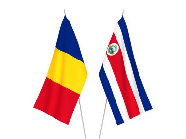 Romanya ve Kosta Rika Cumhuriyeti 'nin ulusal kumaş bayrakları beyaz arka planda izole edildi. 3d resimleme.