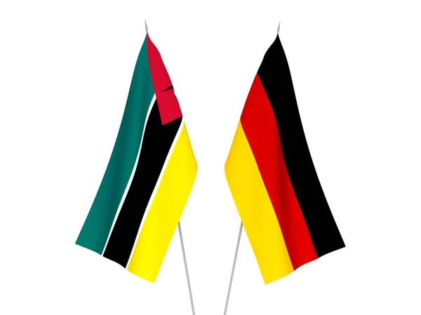 Tyskland och Republiken Moçambique flaggor — Stockfoto