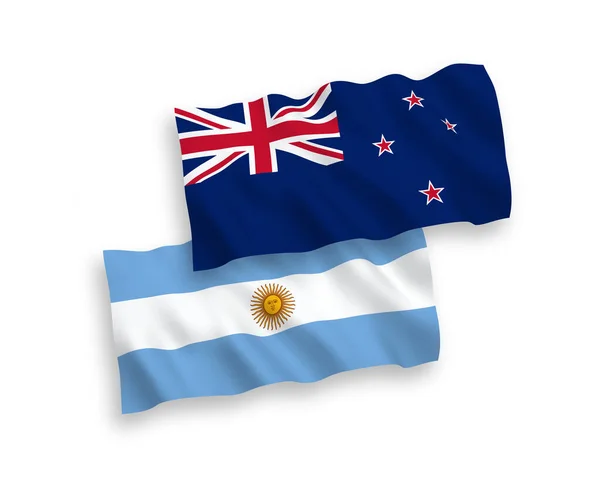 ニュージーランドとアルゼンチンの国家ベクトルファブリック波旗は 白い背景に隔離されています — ストックベクタ