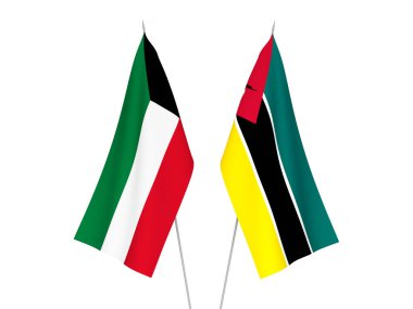 Beyaz arka planda Kuveyt ve Mozambik Cumhuriyeti 'nin ulusal kumaş bayrakları izole edildi. 3d resimleme.