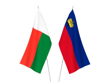 Madagaskar ve Lihtenştayn 'ın ulusal kumaş bayrakları beyaz arka planda izole edildi. 3d resimleme.