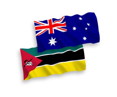 Avustralya ve Mozambik Cumhuriyeti 'nin ulusal taşıyıcı kumaş bayrakları beyaz zemin üzerinde izole edilmiştir. 1 'e 2 oranında.