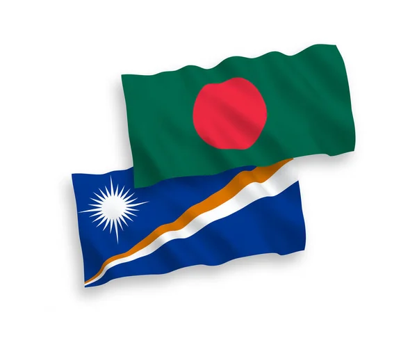 Drapeaux Nationaux Vectoriels Tissu République Des Îles Marshall Bangladesh Isolés — Image vectorielle