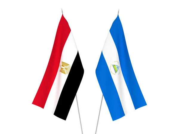 Nationale Stoffen Vlaggen Van Egypte Nicaragua Geïsoleerd Witte Achtergrond Weergave — Stockfoto