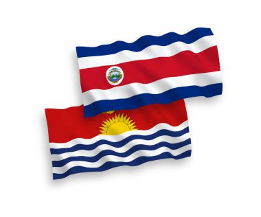 Kosta Rika Cumhuriyeti ve Kiribati Cumhuriyeti 'nin ulusal taşıyıcı kumaş bayrakları beyaz arka planda izole edilmiştir. 1 'e 2 oranında.