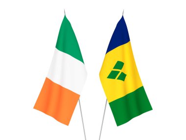 Beyaz arka planda İrlanda, Saint Vincent ve Grenadine 'in ulusal kumaş bayrakları izole edildi. 3d resimleme.