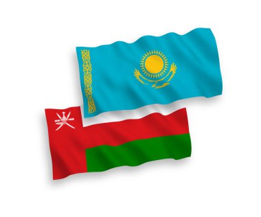 Beyaz arka planda Kazakistan 'ın ulusal taşıyıcı kumaş bayrakları ve Umman Sultanlığı izole edildi. 1 'e 2 oranında.