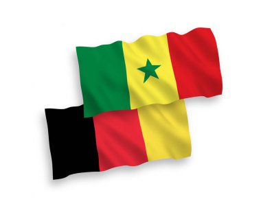 Senegal Cumhuriyeti ve Belçika 'nın ulusal taşıyıcı kumaş bayrakları beyaz arka planda izole edildi. 1 'e 2 oranında.