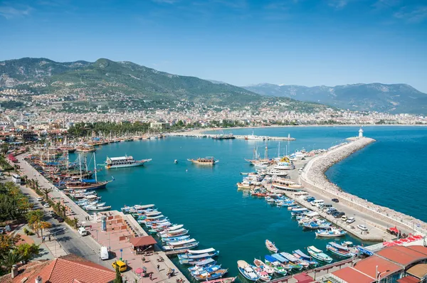 Vista del mar y el puerto Alanya, Turquía — Foto de Stock