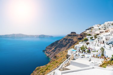 Yunanistan 'ın Santorini adasında beyaz mimari