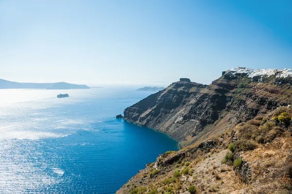 Arquitectura blanca en la isla de Santorini, Grecia — Foto de Stock